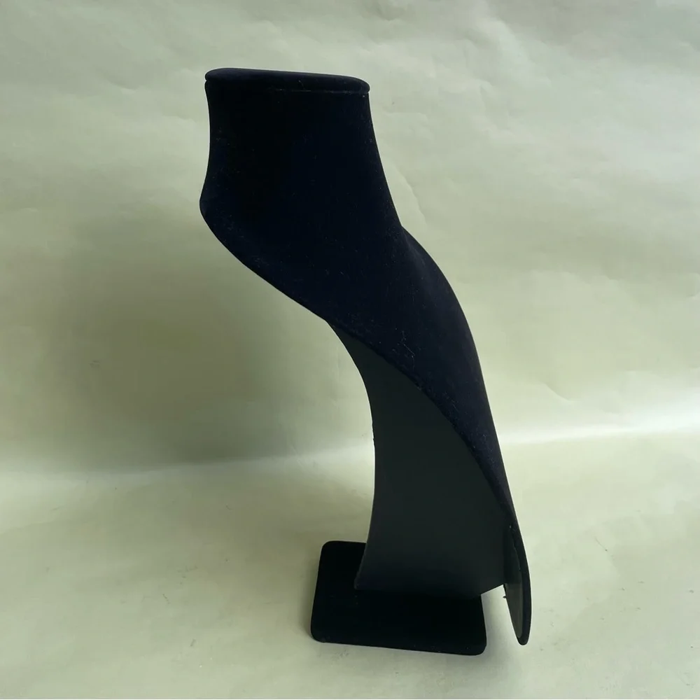 New black velvet necklace stand